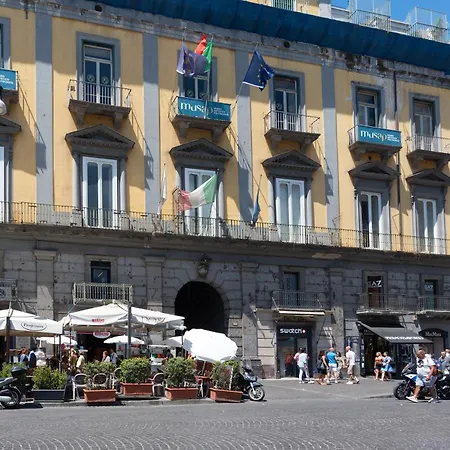 Private Intermezzo 4*